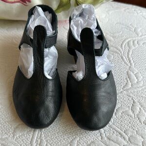 Bloch Jazz/Character/Teaching Dance Shoes, Black Leather, Size 4